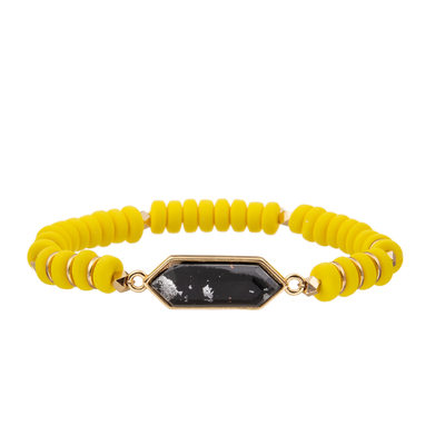 4 Farbkundenspezifische handgemachte Perlen-Armbänder mit regelmäßigem Hexagon-Anhänger