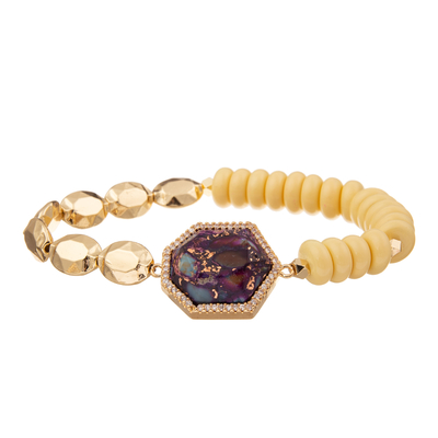 Das 5 Farbgold überzog handgemachte Perlen-Steinarmbänder mit regelmäßigem Siebeneck-Anhänger