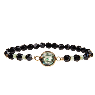 Der handgemachte facettierte Gallenstein bördelt Armbänder mit Gold überzogenem unregelmäßigem Kristall