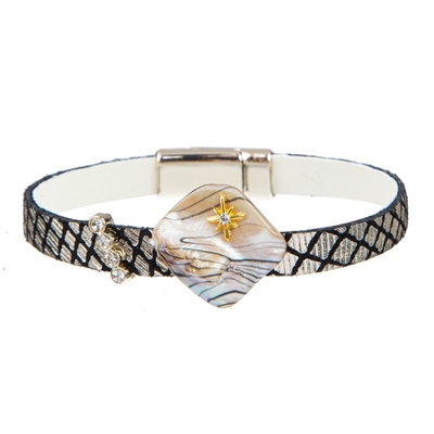 ODM bördelt nicht handgemachtes Lederarmband Diamond Shell Charm For Boho Girl