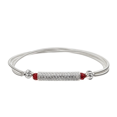 Mädchen lieben Herz-Charme-Armband mit mystischem glühendem rotem Kristall
